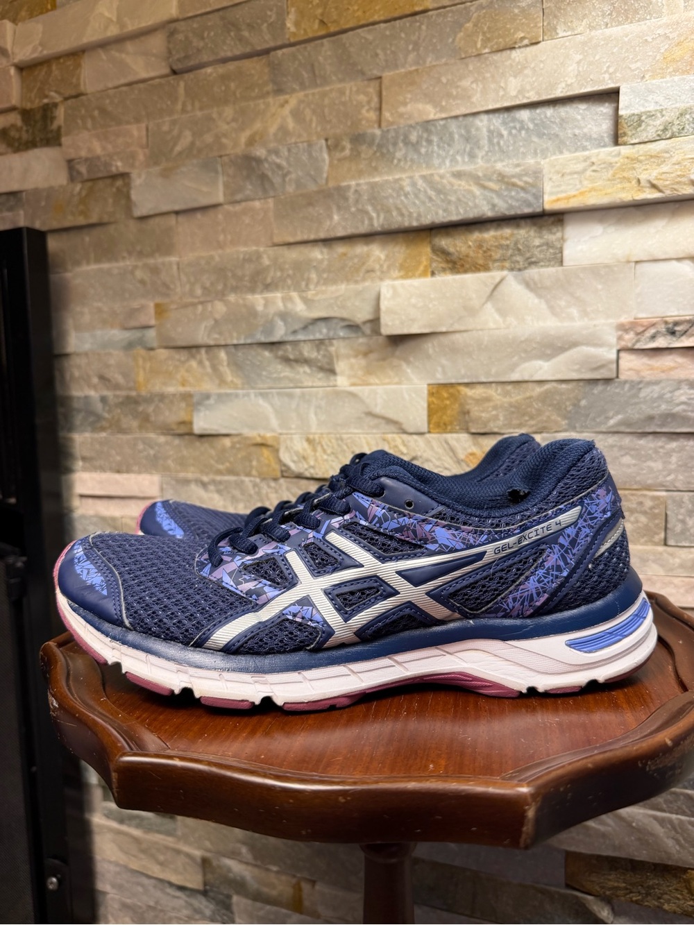 Woman’s Sz 8 ASICS Gel Excite 4 Running  Blue Purple Shoes Sneakers